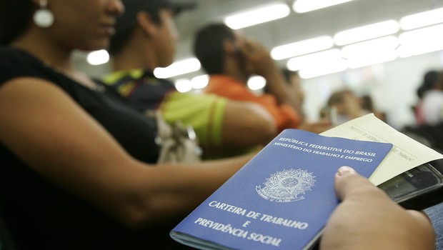 Lei que estimula geração de emprego para mulheres é sancionada