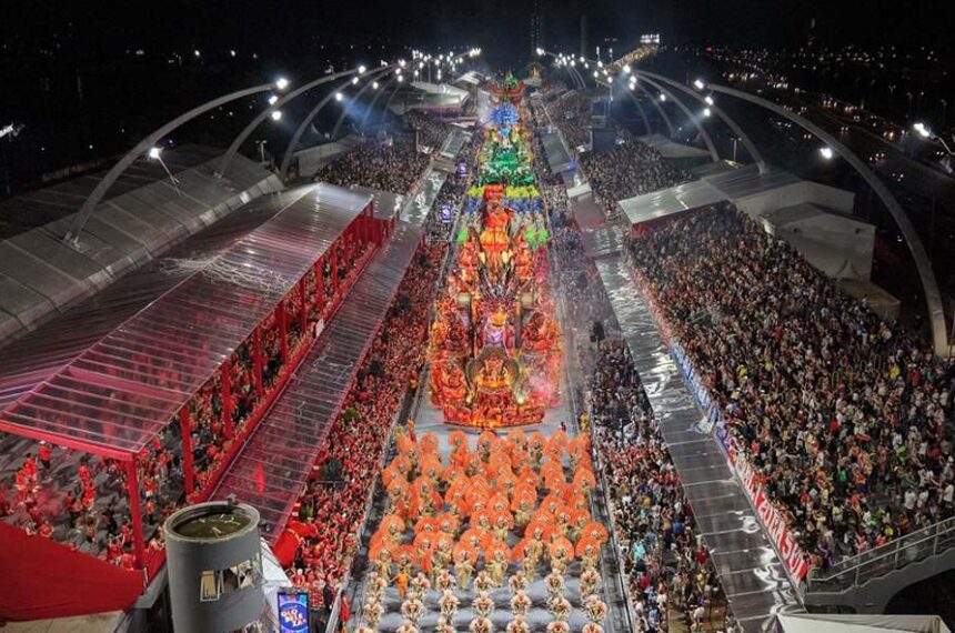 Escola campeã do Carnaval de São Paulo será conhecida hoje