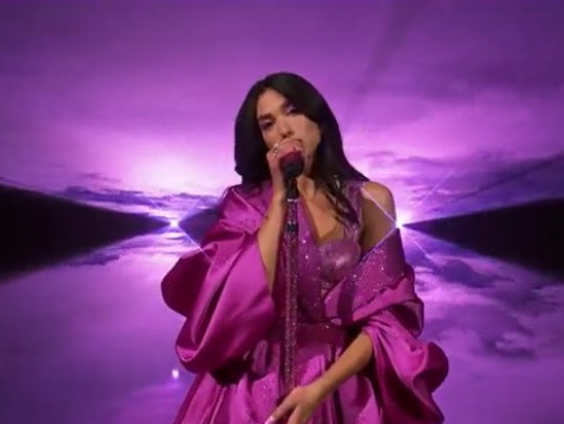 Dua Lipa performa os hits ‘Don’t Start Now’ e ‘Levitating’ no Grammy; Veja