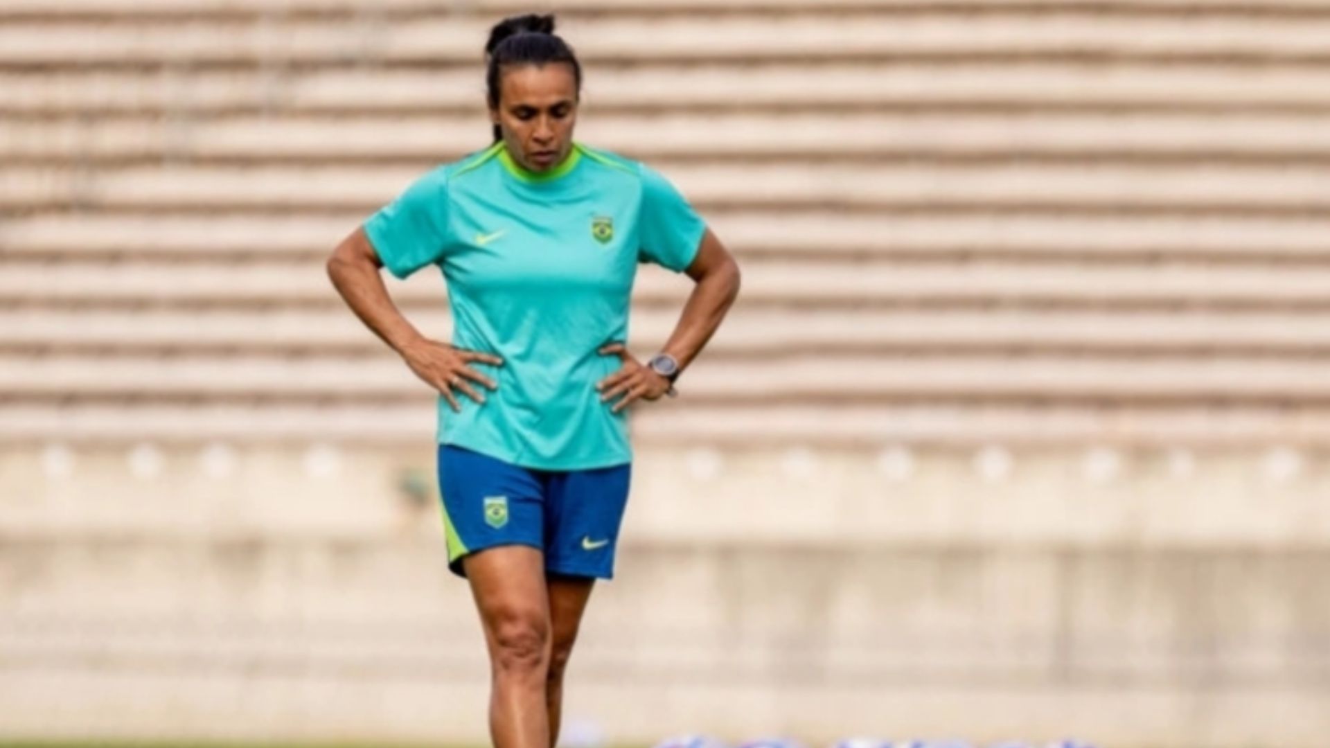 Marta fala que Copa no Brasil 'não é meta', mas se diz 'disposta a ajudar'