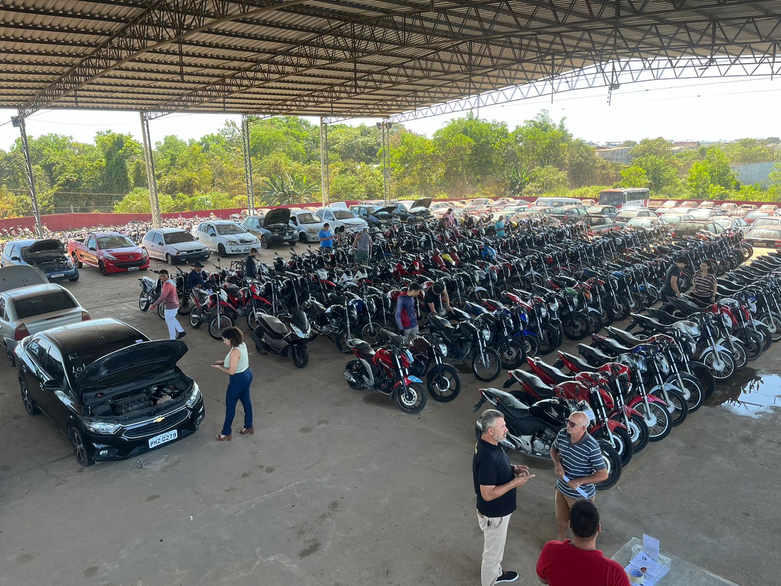 Mais de 200 veículos vão a leilão pelo Detran-AM na próxima semana