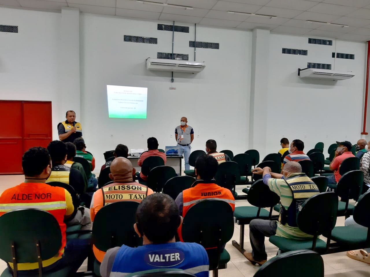 Detran abre cursos para quatro modalidades de transportes no Amazonas
