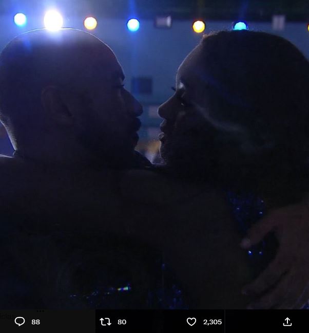 BBB 23: Sarah Aline se declara para Ricardo durante festa