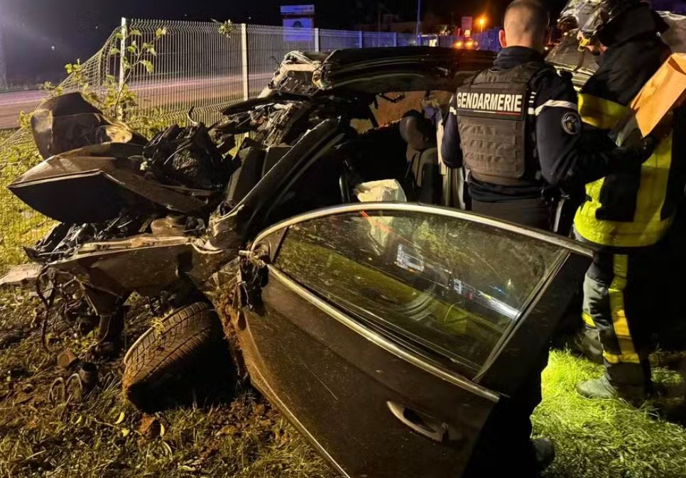 Quatro brasileiros morrem em acidente de carro na França