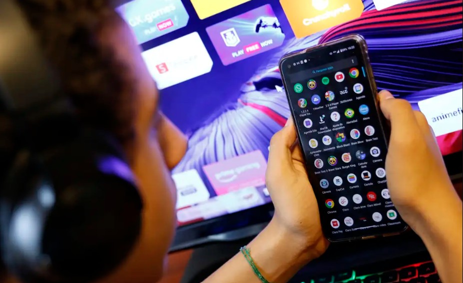 Governo anuncia classificação indicativa para apps e nova faixa etária