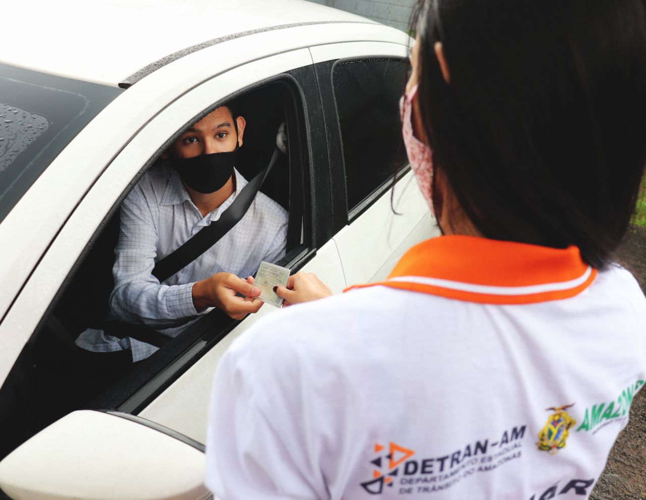 Detran anuncia entrega de CNH por drive-thru em Manaus