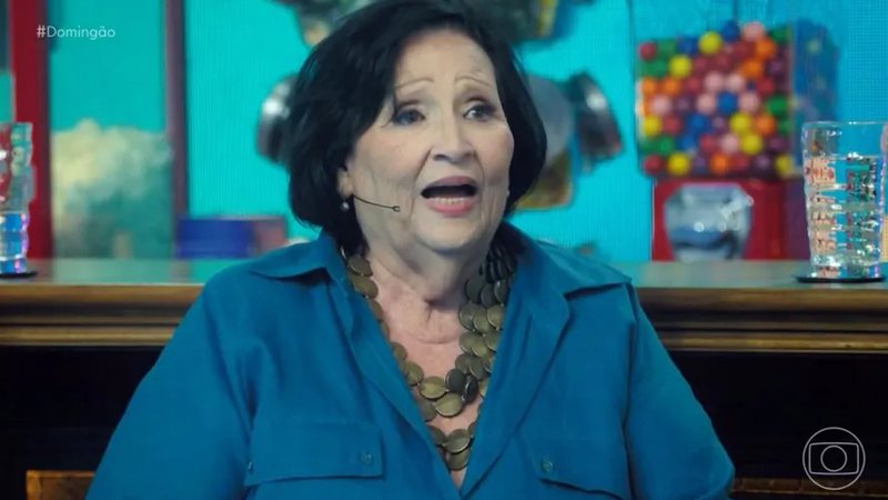Dona Déa faz exigência para continuar no Domingão