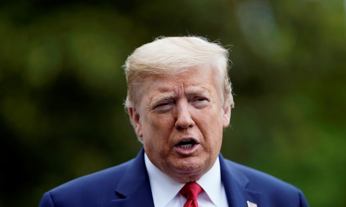 Trump deve ser absolvido hoje em votação de impeachment no Senado