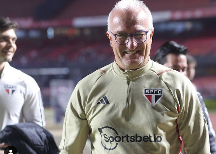 Veja o que pensam Dorival e Sampaoli sobre derrotas no Brasileiro