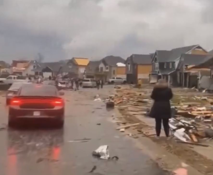 Tornado fora de época arrasa estado e deixa seis mortos nos EUA