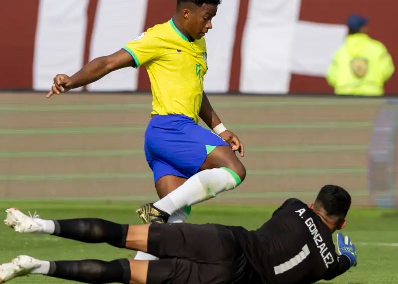 Pré-Olímpico: Endrick perde pênalti e Brasil cai diante do Paraguai