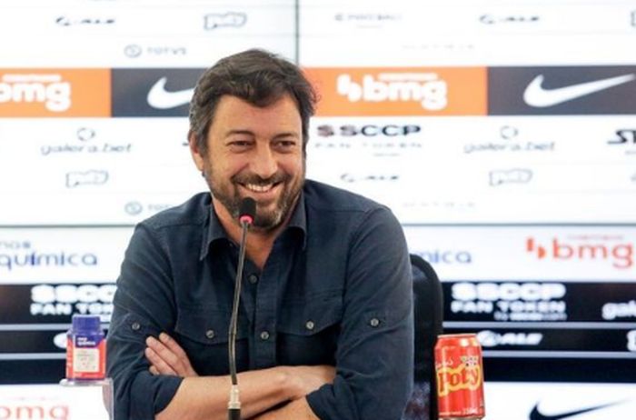 Corinthians com Duilio venceu 8 de 32 clássicos e se classificou só uma vez