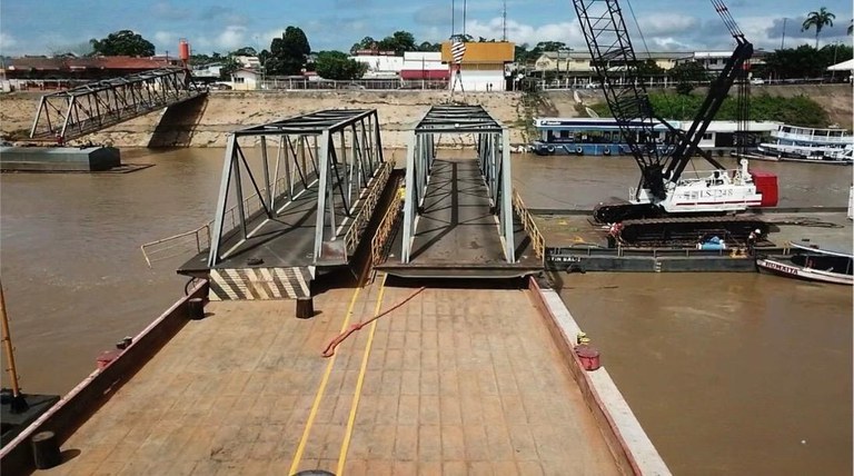 DNIT Amazonas realiza obra emergencial no Porto de Humaitá