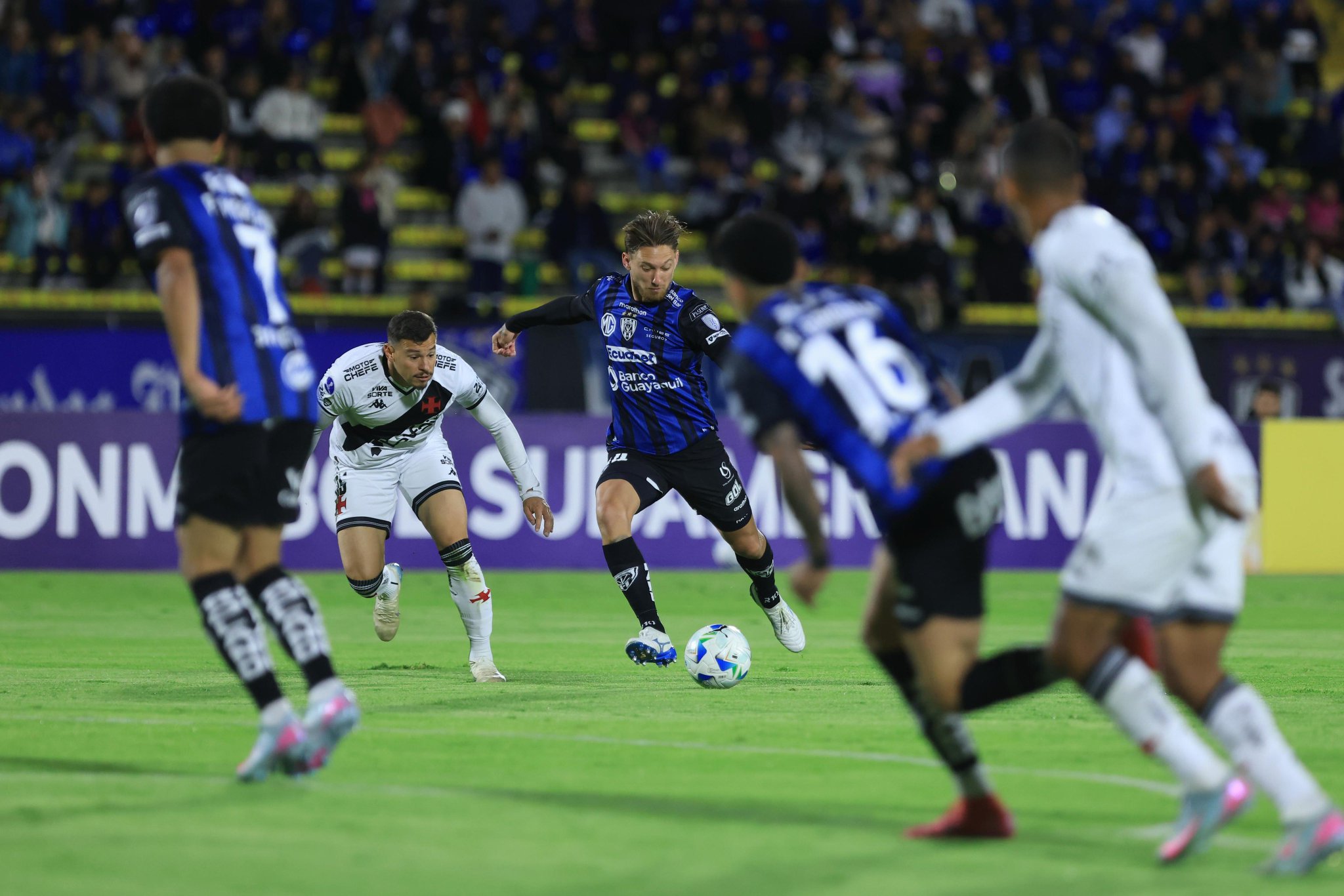 Vasco perde para o Del Valle pelos playoffs da Copa Sul-Americana