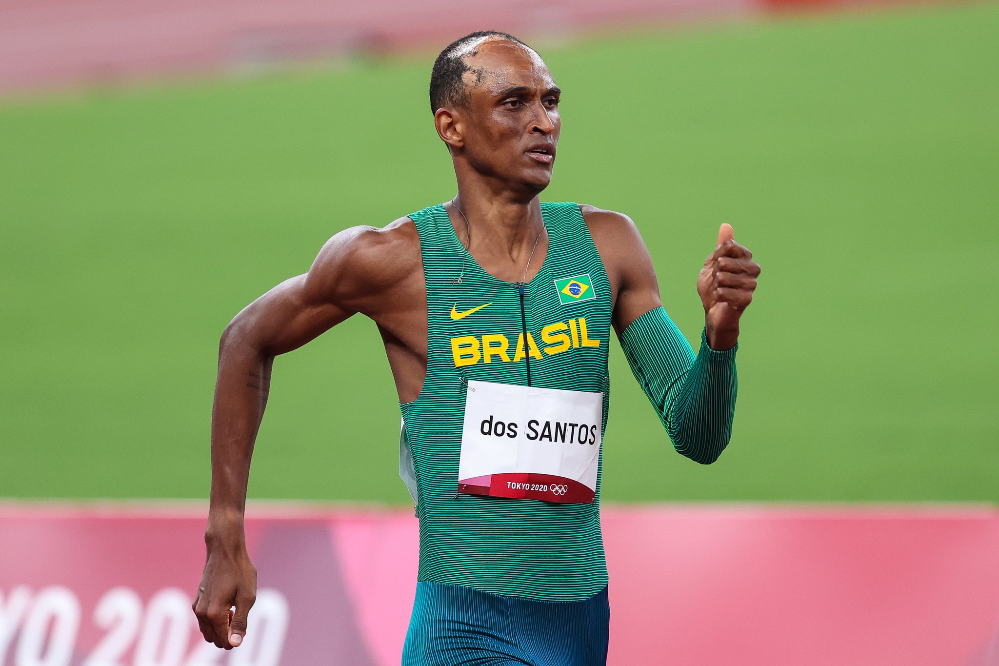 Alison dos Santos é bronze nos 400m com barreiras em Tóquio