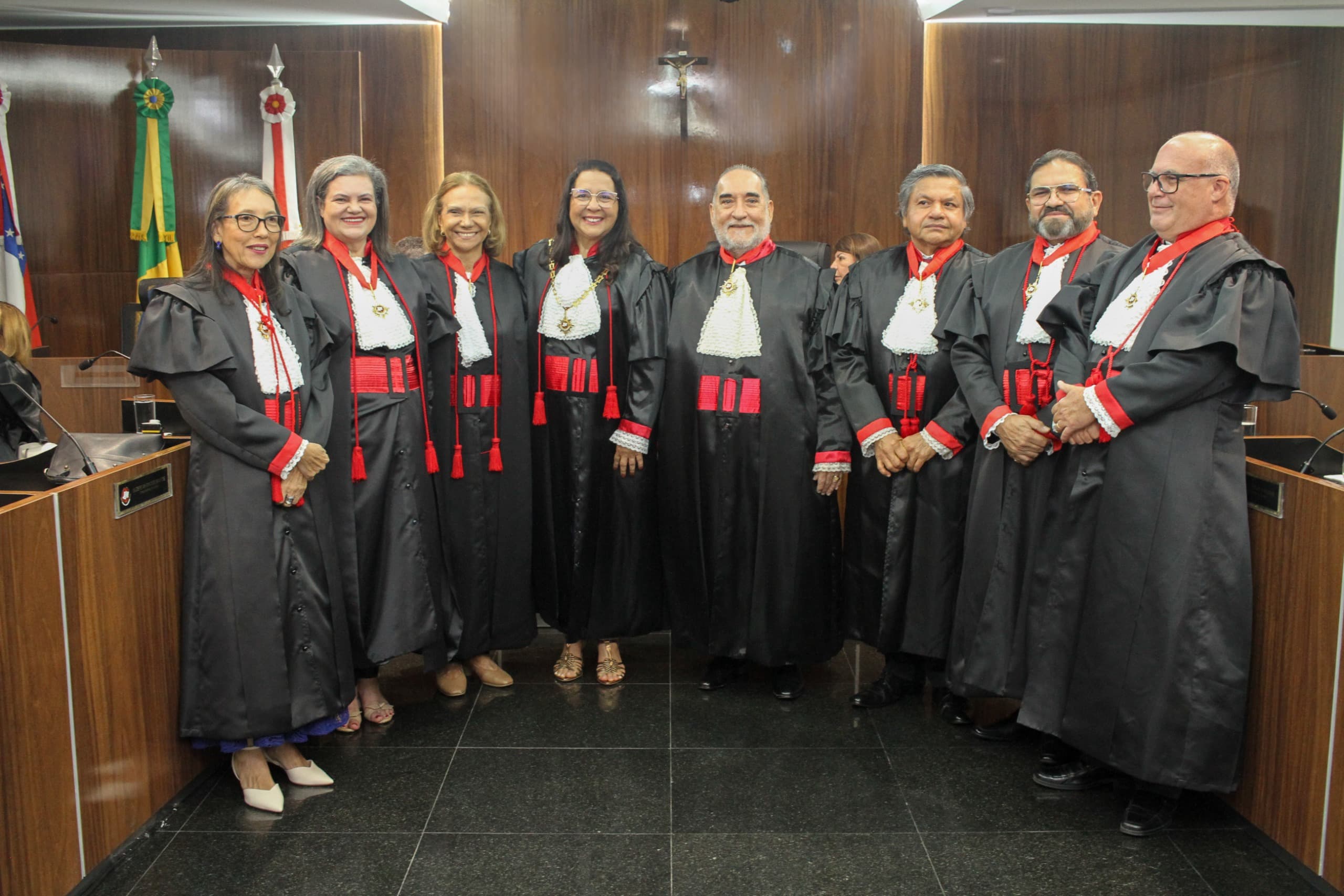 Quinteto de procuradores de Justiça toma posse no Conselho Superior do MPAM