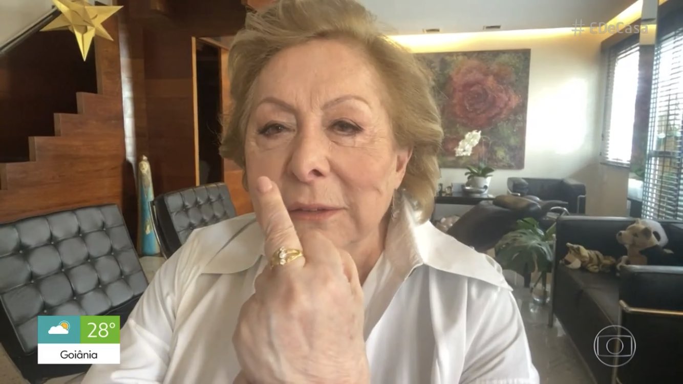 Aracy Balabanian dá ‘cotoco’ a Patrícia Poeta e intriga internautas