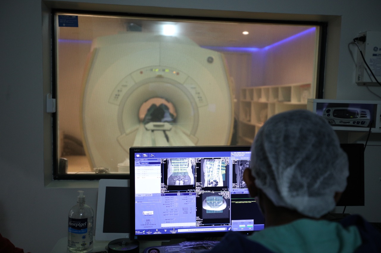 Governo promete 98 mil exames e consultas por mês no Amazonas