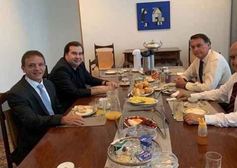 Após reunião com Guedes, Bittar diz que Renda Cidadã respeitará teto e terá aval do ministro