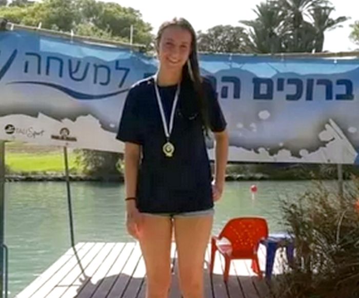 Nadadora de 22 anos morre em confronto na guerra em Israel