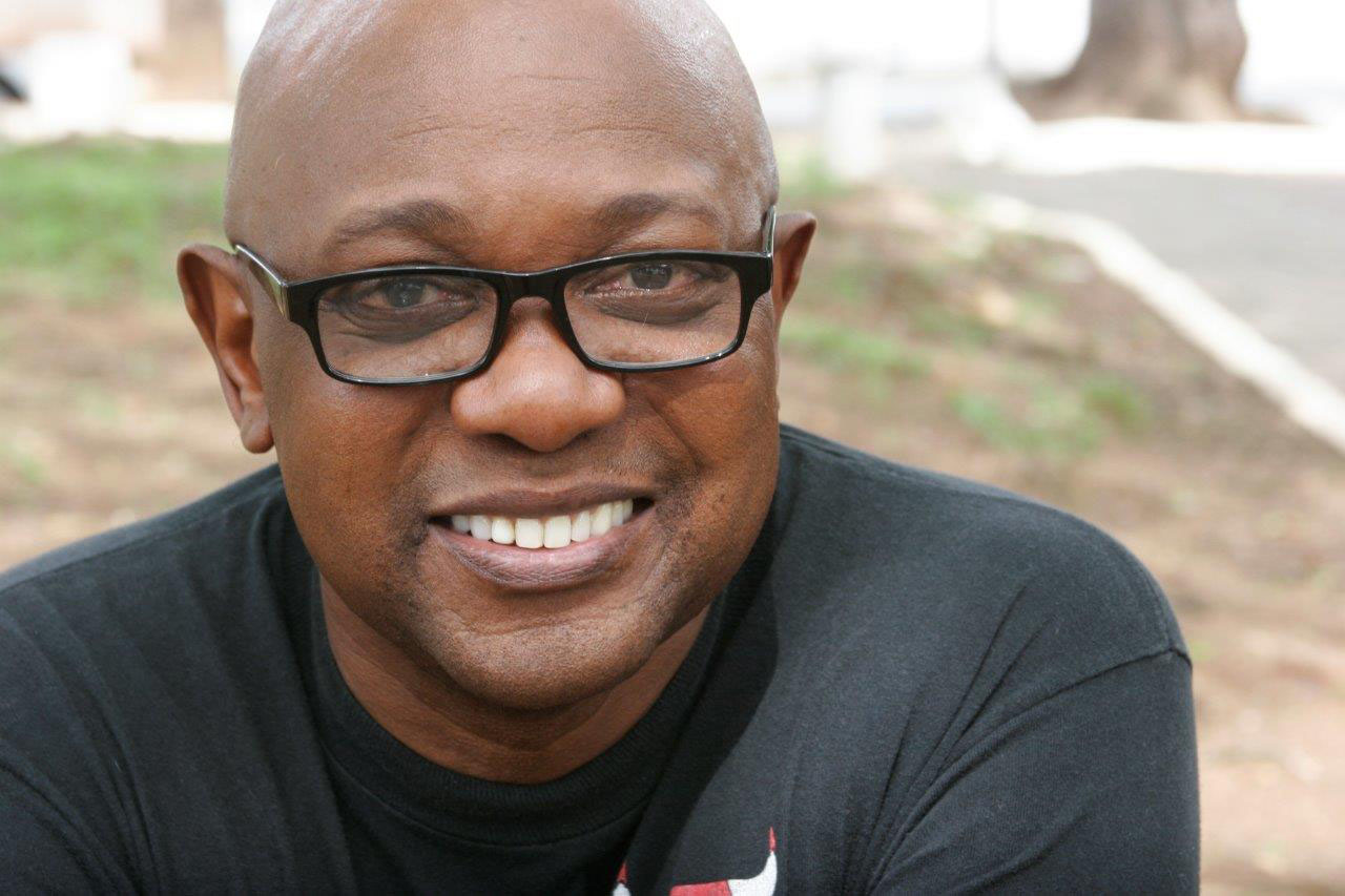 Ator Edson Montenegro, de Cidade de Deus, é intubado em UTI com Covid-19