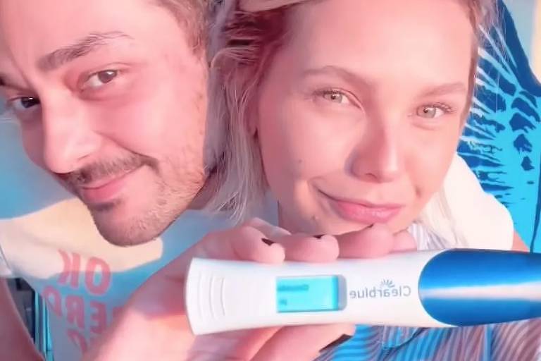 Eduardo Sterblitch e Louise D'Tuani anunciam gravidez do 1º filho