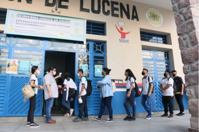 Governo federal corta R$ 440 milhões do Fundeb destinados ao Amazonas