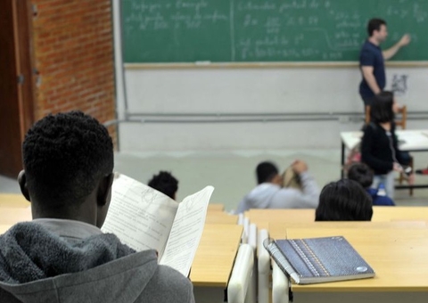 Pagamento do Fies pode ser suspenso até o fim da pandemia