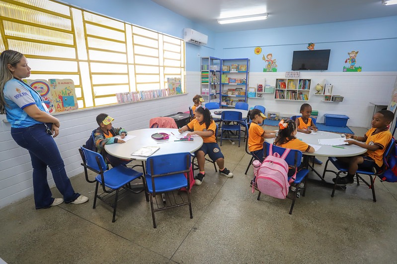 Bônus da Semed: Servidores de Manaus recebem até R$ 6 mil nesta sexta-feira