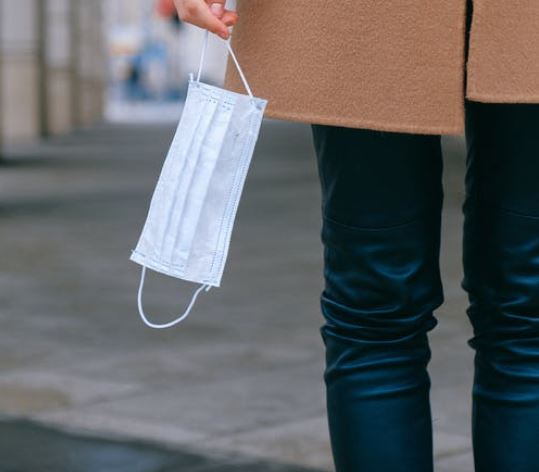 Uso de máscara é dispensado em todos os estados do Brasil