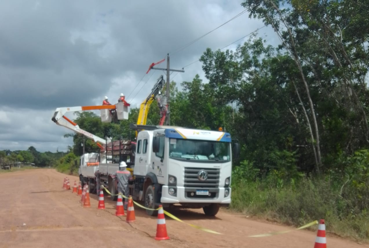 Nove bairros vão iniciar a semana sem energia em Manaus; Veja