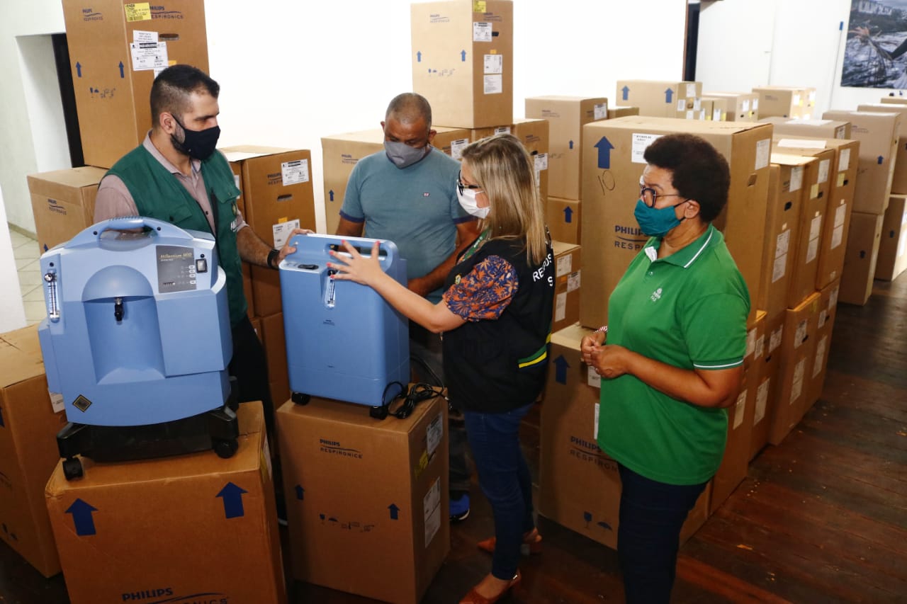 Concentradores de oxigênio começam a ser entregues nos municípios do AM