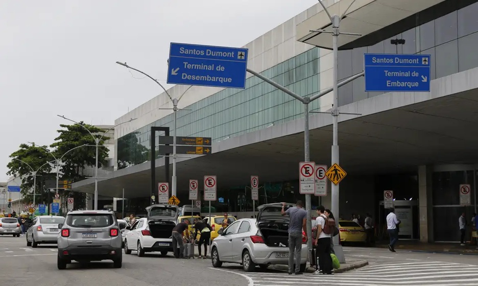 Pista do Aeroporto Santos Dumont é reaberta; voos terão horário estendido