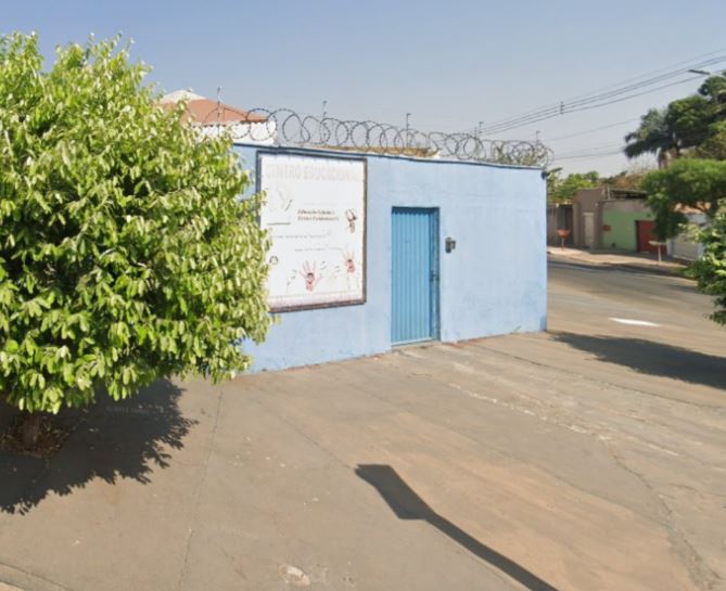 Escolas são investigadas por surto de H1N1 após mortes de dois alunos