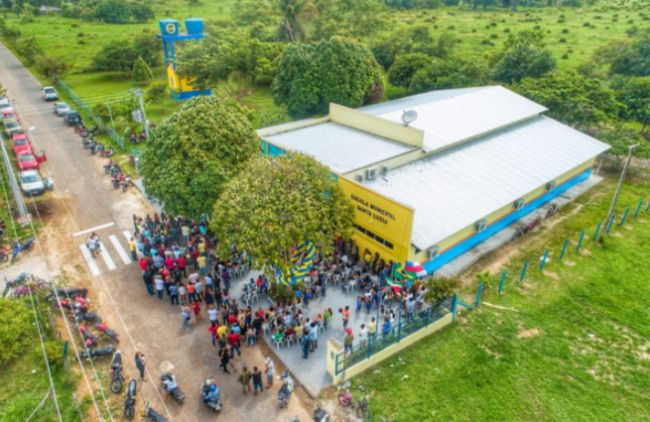 Escola ganha ginásio poliesportivo em Parintins por R$ 1,5 milhão