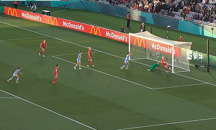 Em goleada, Espanha vence Suíça e avança para as quartas da Copa do Mundo