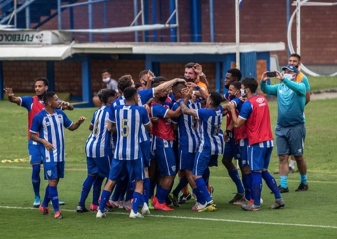 Avaí derrota Nacional por 2 a 0 no estádio da Ressacada