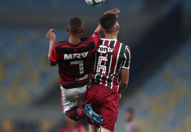 Brasileirão: Flamengo e Fluminense se enfrentam hoje no Maracanã 