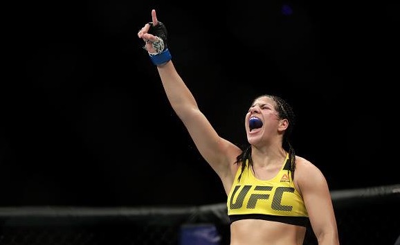 Amazonense Ketlen Vieira é favorita no confronto de hoje no UFC