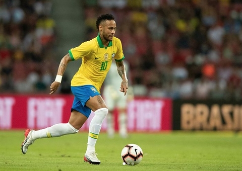 Neymar se recupera e entrará em campo com a Seleção contra a Bolívia 