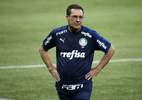 Vanderlei Luxemburgo é demitido do Palmeiras após derrota para o Coritiba