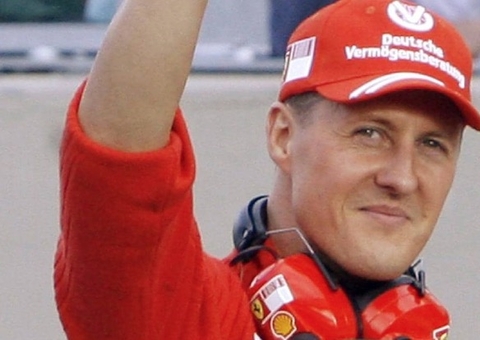 Michael Schumacher só se comunica com olhos, diz ex-mulher de empresário