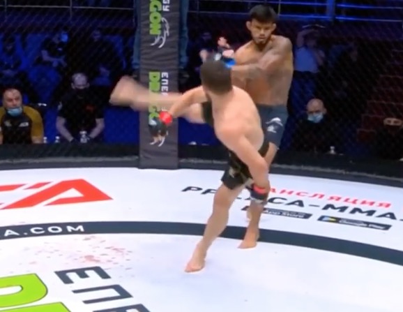 Vídeo: Nocaute raro faz amazonense Rodrigo Praia desmaiar em luta