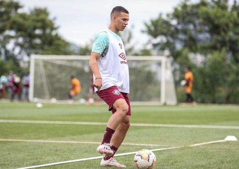 Mesmo com surto de Covid-19, Fluminense não vai pedir adiamento de jogo