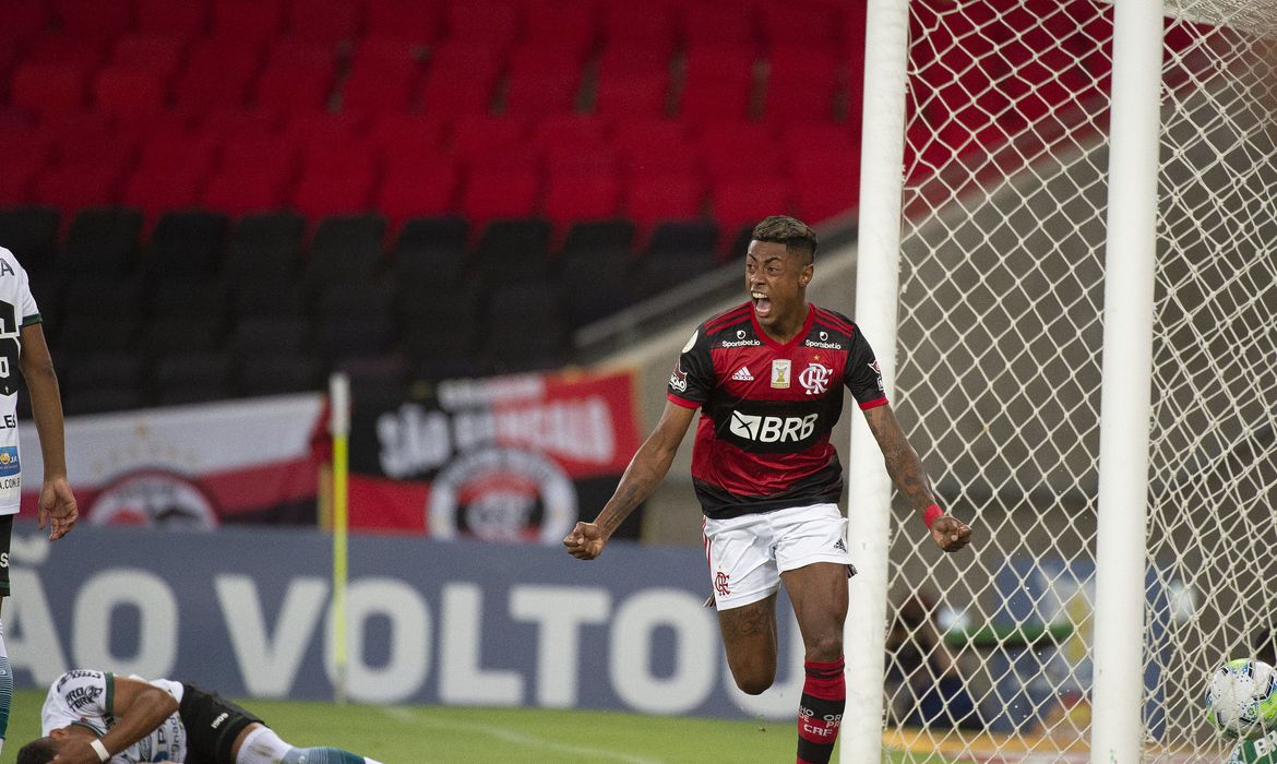 Flamengo joga com Racing hoje pelas oitavas da Libertadores