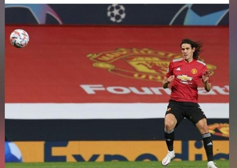 Cavani é suspenso em jogos e multado após publicação com termo racista