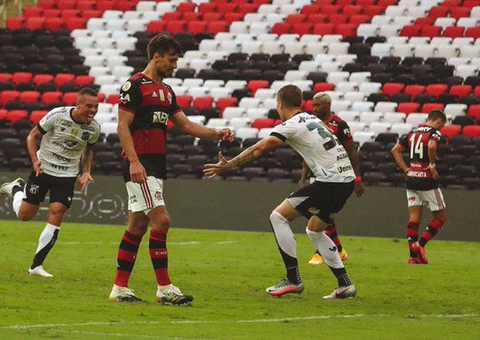 Ceará vence no Maracanã e complica Flamengo no Brasileirão