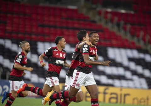 Brasileirão: Fla vence Bahia e é vice-lider em jogo com acusação de racismo