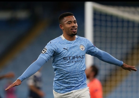 Gabriel Jesus testa positivo para covid-19 