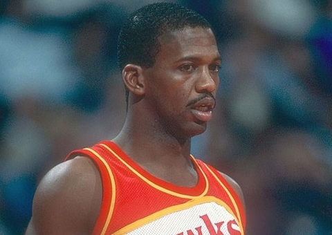 Morre ex-astro da NBA Eddie Johnson que cumpria prisão perpétua